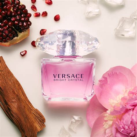 smells related to versace brifht crystal|Versace bright crystal on sale.